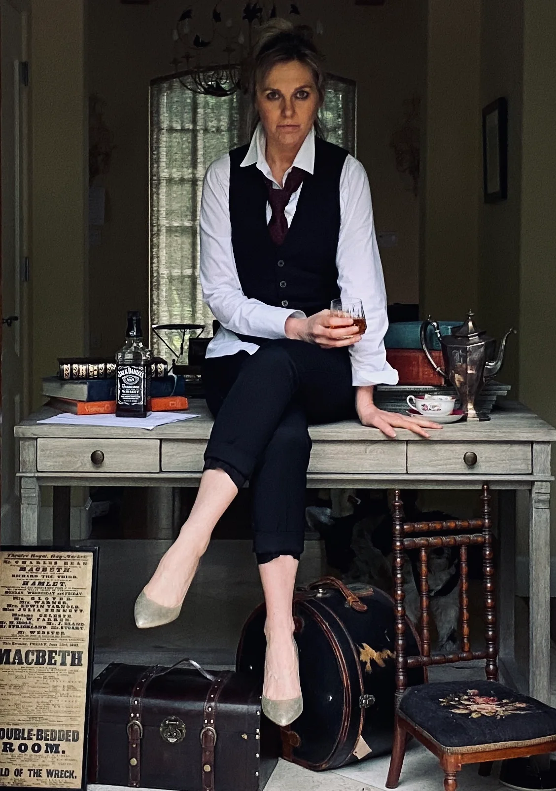 Amy Haroldson, author of Sunday at the Oxford Paranormal Institute